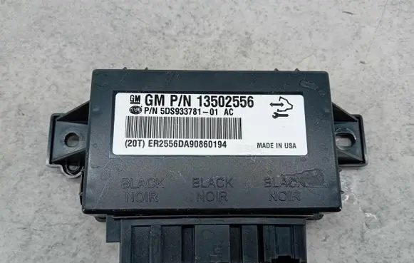 Opel Insignia A Seat control module 13502556