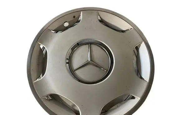 Mercedes-Benz E W124 R15 wheel hub/cap/trim 1244011424