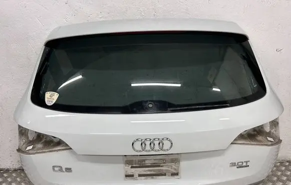 Tailgate/trunk/boot lid
