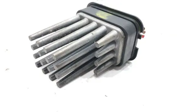 Opel Zafira B Heater blower motor/fan resistor 