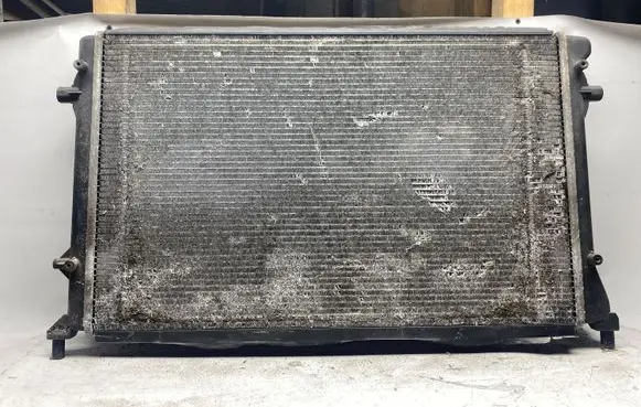 Audi A3 S3 8P Coolant radiator 1K0121251AR