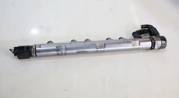 Fuel main line pipe