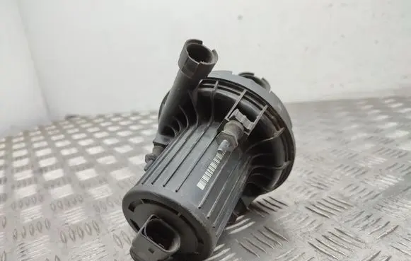 Skoda Fabia Mk2 (5J) Secondary air pump 06A959253E