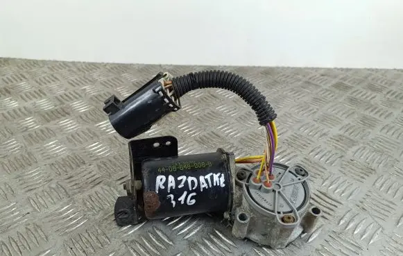 SsangYong Rexton Gearbox-reducer motor 4408648008B