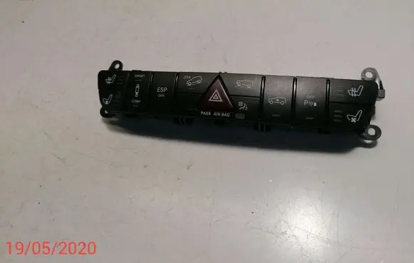 Mercedes-Benz GL X164 Hazard light switch A1648709610