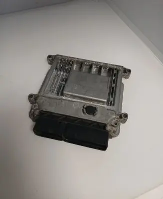 KIA Ceed Engine control unit/module 391102B600 0261201852