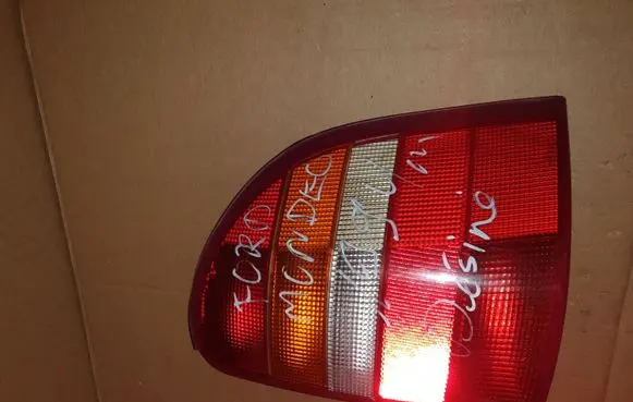 Ford Mondeo MK II Rear/tail lights 93BG13N004