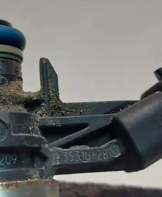 KIA Ceed Fuel injector 0261500100
