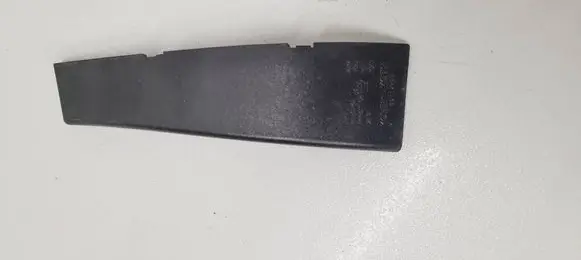 KIA Niro Rear/tail light trim molding 92402G5
