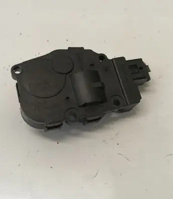BMW 5 GT F07 Air flap motor/actuator 412650750