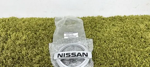 Nissan e-NV200 Manufacturer badge logo/emblem 62889-bj00a