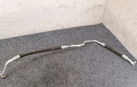 BMW X6 E71 Air conditioning (A/C) pipe/hose 9221762 64509221762