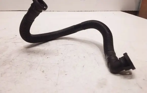Audi A6 S6 C6 4F Breather hose/pipe 06F103235