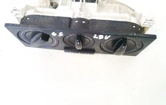 Peugeot 4007 Climate control unit