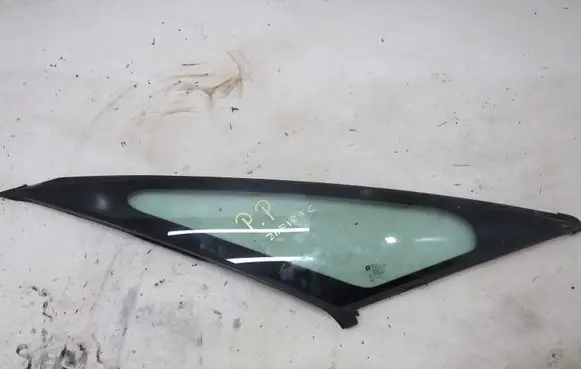 Opel Zafira C Front triangle window/glass KRIS235789