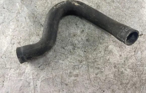 Volvo V70 Engine coolant pipe/hose 08671393