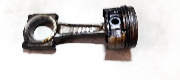 Peugeot 307 Piston with connecting rod