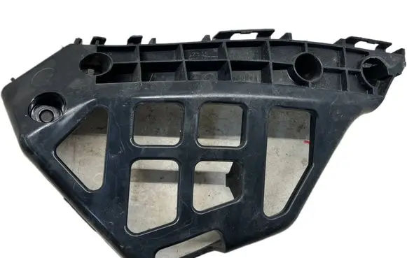Front bumper mounting bracket