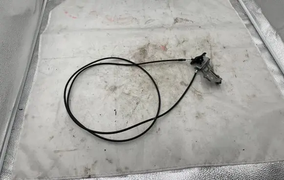 Subaru Forester SH Engine bonnet/hood lock release cable 