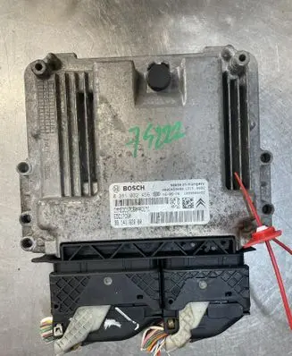 Citroen C4 Cactus Engine control unit/module ECU 