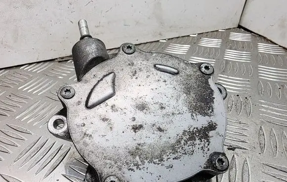 Mercedes-Benz A W169 Vacuum pump A6402300465
