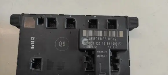 Mercedes-Benz C W203 Door control unit/module 2038201585