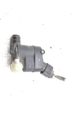KIA Sportage Windscreen/windshield washer pump 985102W500