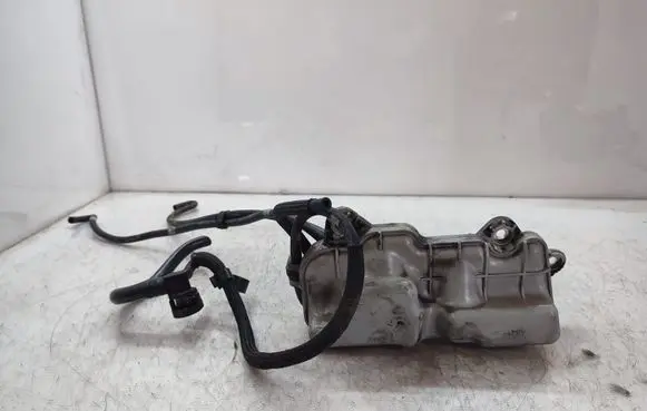 Volvo S90, V90 Vacuum air tank 31339809
