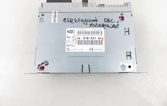 Peugeot 208 I Radio/CD/DVD/GPS head unit 9801843180