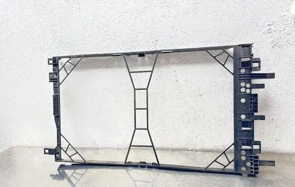Opel Insignia A Radiator trim 13241736