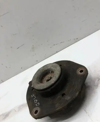 Volkswagen Golf V Front upper strut mount 