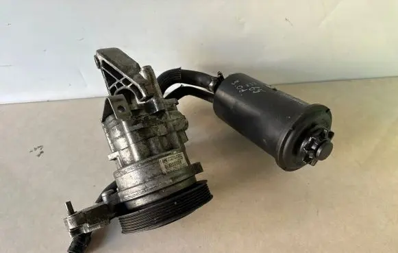 BMW 7 E65 E66 Power steering pump 6781267 LH2114537