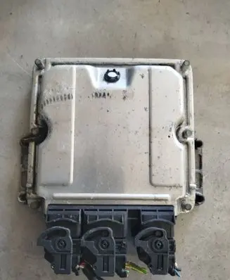 Citroen Xsara Engine control unit/module 9647693180 0281011084