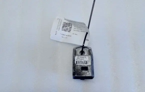 Toyota Camry Airbag deployment crash/impact sensor 8917306070