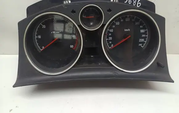 Opel Astra H Speedometer (instrument cluster) 13309003 SW7655