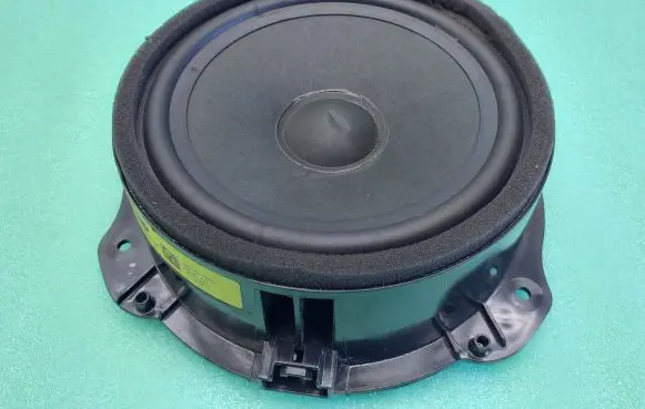 Jaguar F-Pace Front door speaker GX7318808CE
