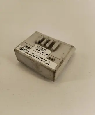 BMW 5 E39 Fuel injection pump control unit/module 55892110 0582593270 8386932