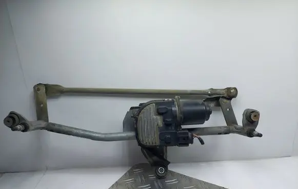Volkswagen PASSAT B6 Front wiper linkage and motor 3C1955419A 0804281032
