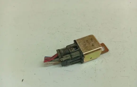 Hyundai Lantra II Other relay