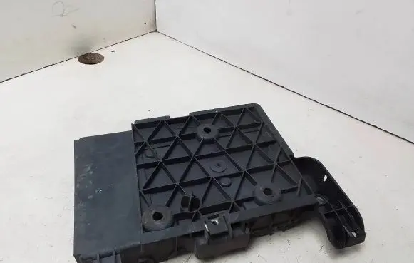 Renault Megane II Battery tray 8200166037 00111809 KATPEAS31CS
