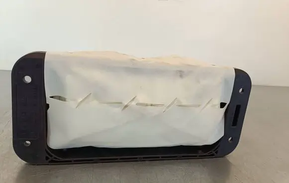 Mercedes-Benz CLS C218 X218 Passenger airbag A2188604602 262860402