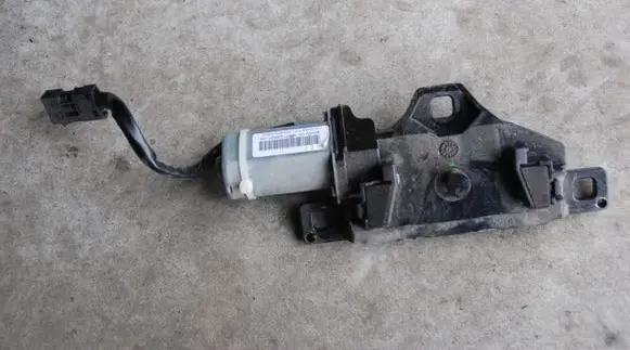 BMW X6 E71 Tailgate/trunk/boot lift motor 7129931