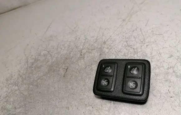 Mercedes-Benz GL X164 Seat control switch JC389989