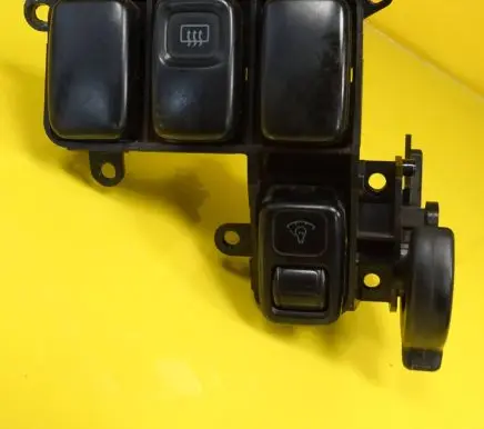 Windscreen/window heater switch