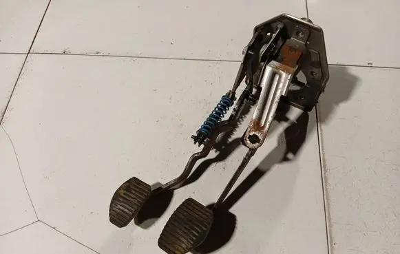 Citroen Xsara Picasso Brake pedal 