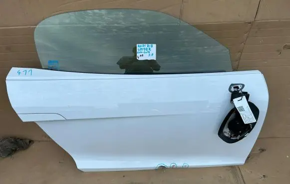 Audi R8 4S Front door