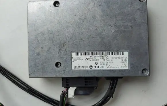 Audi A5 8T 8F Bluetooth control unit module 4E0910336M 4E0862335