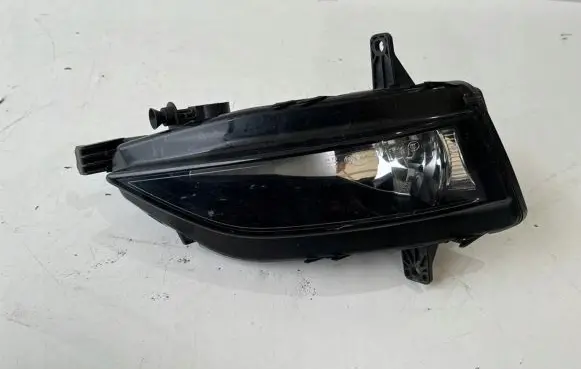 Volkswagen Golf VII Front fog light 5G0941661F