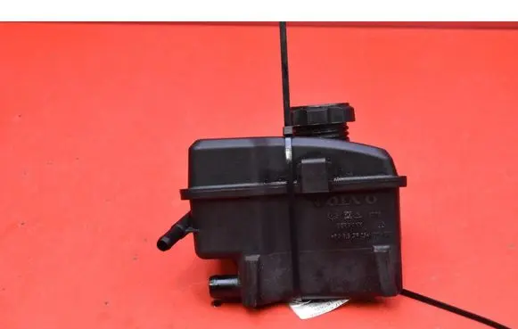 Volvo XC90 Power steering fluid tank/reservoir 8671269