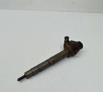 Volkswagen Golf VII Fuel injector 04L130277G
